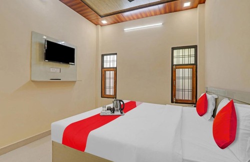 Malihabad Hotel | Guest Rated 10/10 at OYO Flagship Hotel Drip Inn