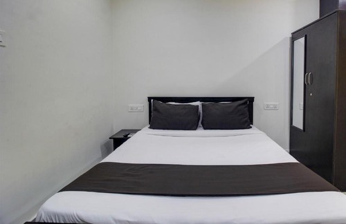 Hyderabad Hotel | Convenient Stay at OYO Flagship VENKATESWARA ATIDHI