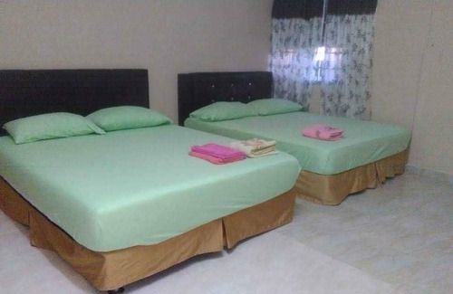 Dungun House | Family-Friendly OYO Homes 90600 Ummi Chalet in Dungun