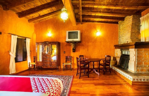 El Oro Hotel | Family-Friendly Retreat at OYO Hotel El Mineral, Tlalpujahua