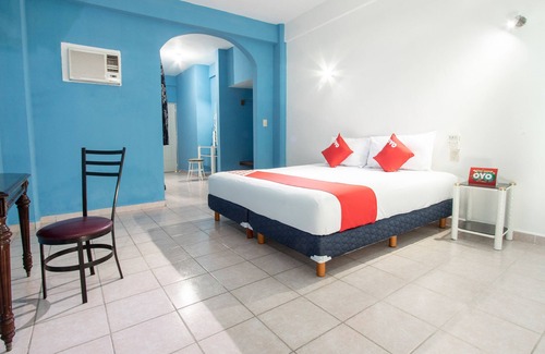 Jose Cardel Hotel | Comfortable Stay at OYO Hotel Estacion with Pool & Spa