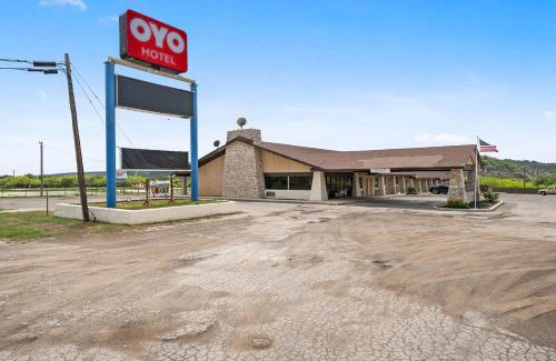 Junction Hotel | Pet-Friendly OYO Hotel Junction TX I-10 for Family Getaways