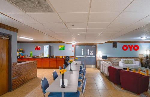 Redwood Falls Hotel | Relax at OYO Hotel Redwood Falls Near Jackpot Casino
