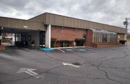 Sumter Hotel | Budget-Friendly OYO Hotel Sumter SC with Pet Amenities
