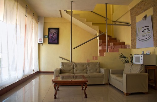 Teolocholco Hotel | Budget-Friendly OYO Hotel Trigos De Oro near Teolocholco Park