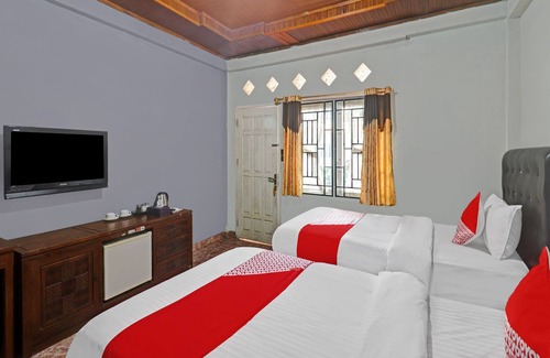 Bungo Hotel | Discover OYO Life 113500 Hotel R Cantika Syariah Experience