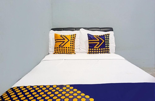 Gresik Hotel | Budget-Friendly OYO Life 91600 Syariah Army Kost & Homestay