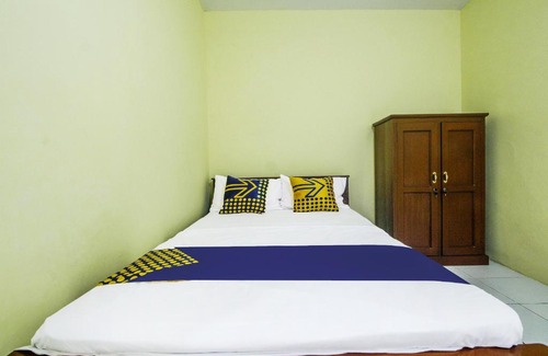 Garut Hotel | Budget-Friendly Nadin Guest House with Pool & Family Perks