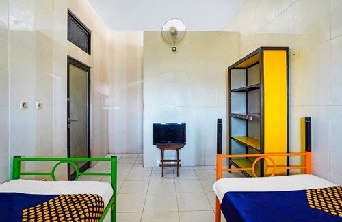 Sidoarjo House | Budget-Friendly Stay at OYO 91856 Griya Gedangan Syariah