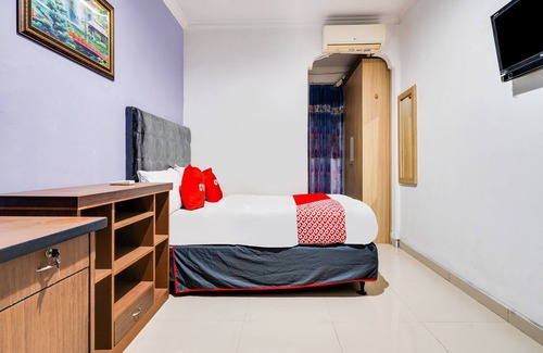 Cileunyi Hotel | Comfortable Stay at OYO Life 91994 Sawerigading Jatinangor