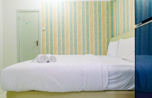Gambir Hotel | Comfortable OYO Life Rooms by Mixo with Breakfast Included