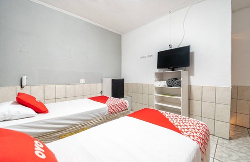 Socorro Hotel | Budget-Friendly OYO Nações Unidas, São Paulo for Families