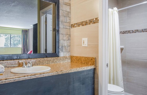 Bartow Hotel | Budget-Friendly OYO Inn in Bartow with Breakfast Options