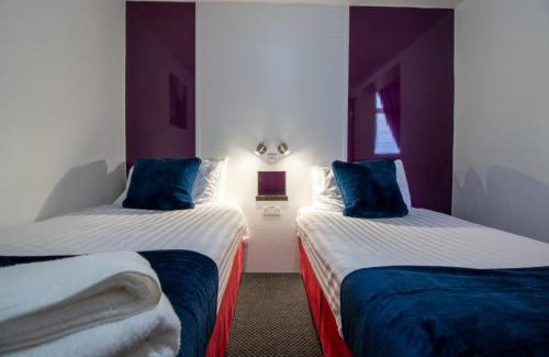 Newcastle-upon-Tyne House | Stylish Bentleys Hotel with Convenient Kitchen Amenities