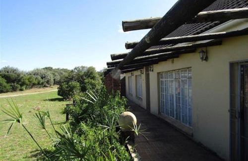 Oyster Bay House | Discover Oyster Bay Guesthouse: Family & Pet-Friendly Stay