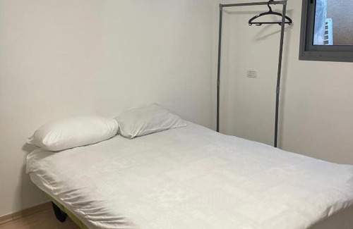 Givat Shmuel House | Discover OZi HOUSE: Perfect for Families and Pets