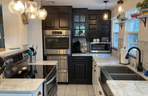 Ozona House | Ozona Bungalow & Guesthouse: Pet Friendly, Steps to Trails