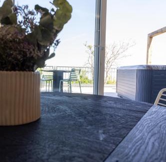 Pavlov Apartment | Pálavské Apartmány Original s vířivkou a výhledem na jezero