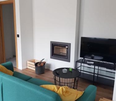 Melida Apartment | Romantic Párpados with Jacuzzi – Rated 8.8/10!