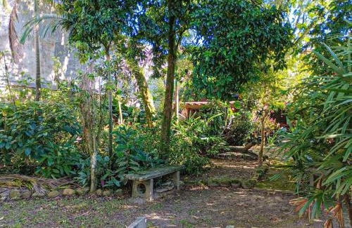 Paranagua House | Pet-Friendly Pátio Caiçara: Ideal for Events and Gatherings