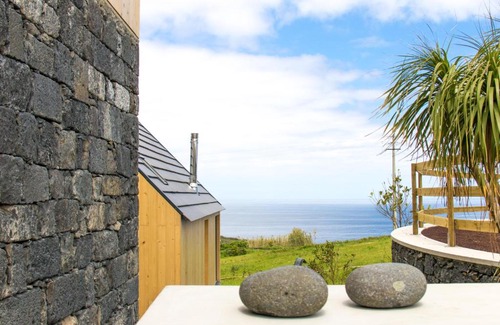 Cedros Cabin | Relax at Pátio Ecolodge with Pool & Hot Tub Amenities