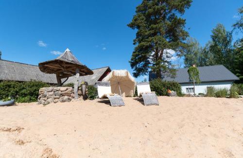 Vinni Parish House | Discover Pärapõrgu Puhkemaja: Family-Friendly Retreat