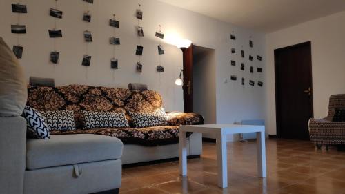 Montalegre House | Oceanfront Bliss at Pé na Aldeia – Rated 8.9/10 by Guests
