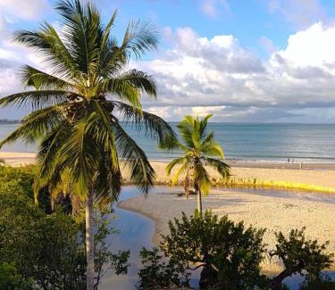 Coroa Vermelha House | Pé na areia