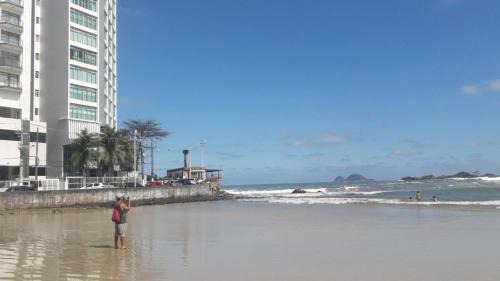 Morro do Maluf Apartment | Relax at PÉ NA AREIA with Beach Service & Stunning Views