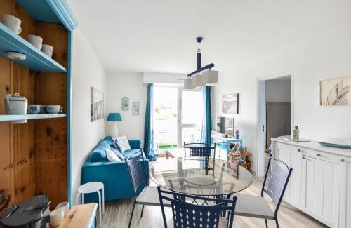 Courseulles-sur-Mer Apartment | Family-Friendly Getaway at Pégase Bleu, 500m to Beach