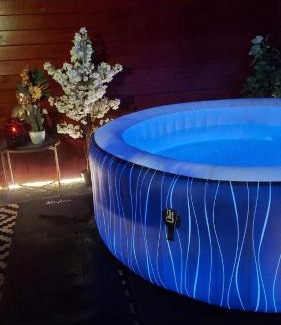Cambrai Boat Rental | Pet-Friendly Retreat: Péniche Morgane with Hot Tub
