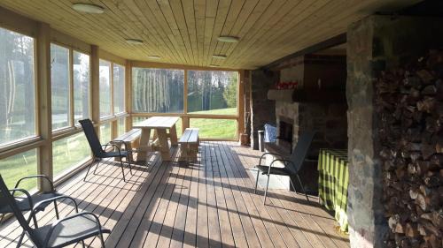 Nupli Ski Chalet | Family-Friendly Getaway at Põhjakalda with Pool Access
