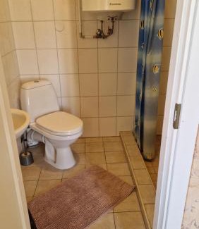 Saaremaa House | Inviting Püha Guesthouse: Family-Friendly with Hot Tub