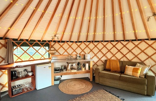 Collingwood Bed & Breakfast | Pā Tōrea Beach Stay