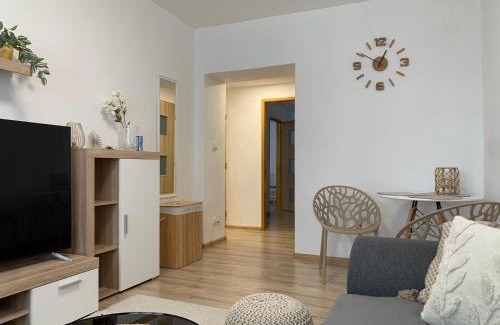 Znojmo Apartment | Perfectly Located Apartment No.8 in Serene Park Setting