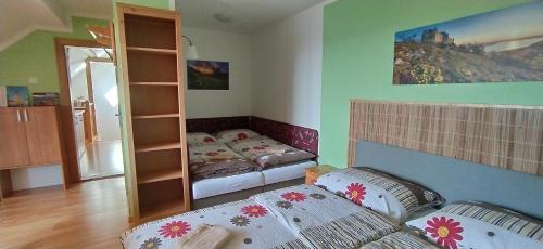 Sakvice House | Family-Friendly Stay at Půjčovna a ubytování pod Pálavou