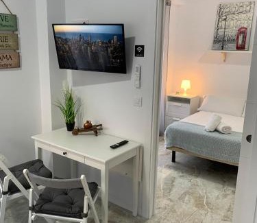 Parque Cruz Conde Apartment | Stylish Child-Friendly Stay at Apartamentos Pintor Zurbaran