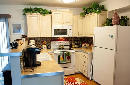 Boise House | Pet-Friendly Retreat: P. J's Heaven Rated 9.8/10
