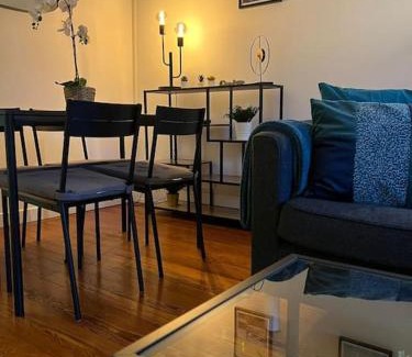 Augustins Apartment | Pet-Friendly 2-Bedroom Retreat Near Plainpalais Center
