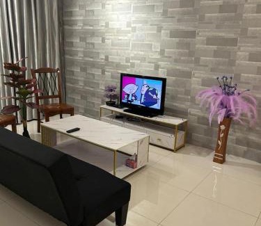 Kuching Apartment | Ideal Stay at P' Residence Condo, Batu Kawa - 9.1/10 Rating