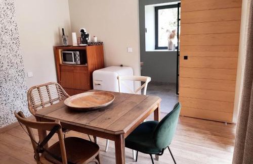 Degagnac Bed & Breakfast | Idyllic Retreat in the Heart of Lot with Ocean Views