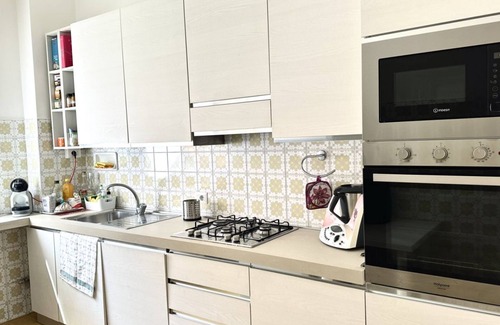 Porto Recanati Apartment | P033 - Porto Recanati, delightful four-room apartment facing the sea
