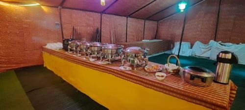 Spangmik Bed & Breakfast | Budget-Friendly Retreat at P3 Camp Pangong with Breakfast