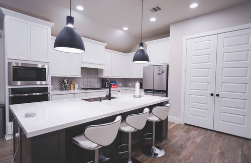 Kyle House | Newly Built Private Room with Kitchen - Guest Rated 10/10