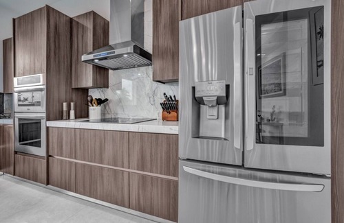 Coury House | Exceptional Stay at P70 - 170 14th in Key Colony Beach