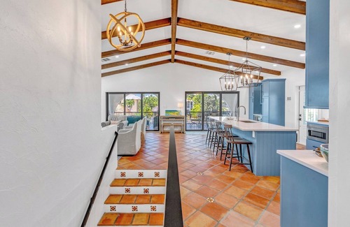 Marathon House | P91 - New Listing! Fabulous 3 bed, 3 bath Flamingo Island home with private.