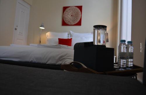 Covilha Bed & Breakfast | Budget-Friendly Stay at Paço 100 Pressa with Family Amenities