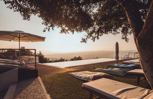 Figueiredo das Donas House | Oceanfront Escape at Paço da Torre de Figueiredo das Donas