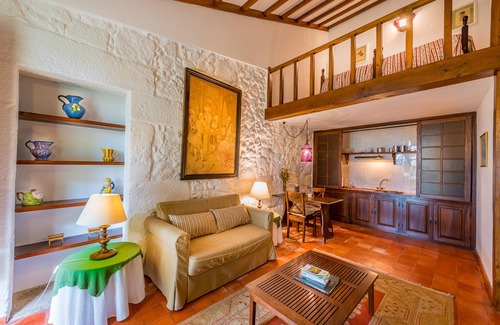 Calheiros Bed & Breakfast | Relax at Paço de Calheiros: 4-Star Spa and Pool Retreat