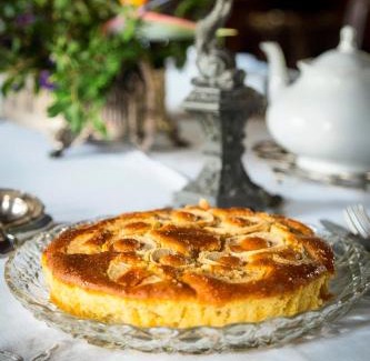 Nespereira Bed & Breakfast | Elegant Retreat at Paço de S.Cipriano with Ocean Views